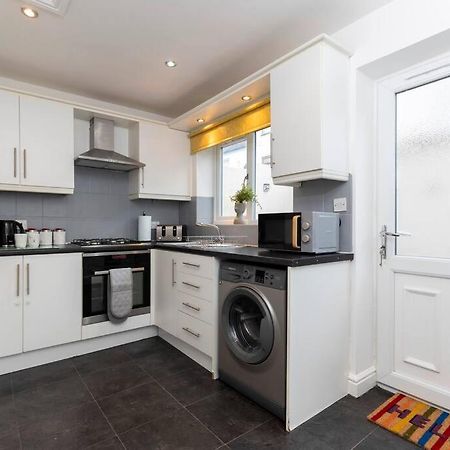 Town Centre & All The Comforts! Guisborough Buitenkant foto