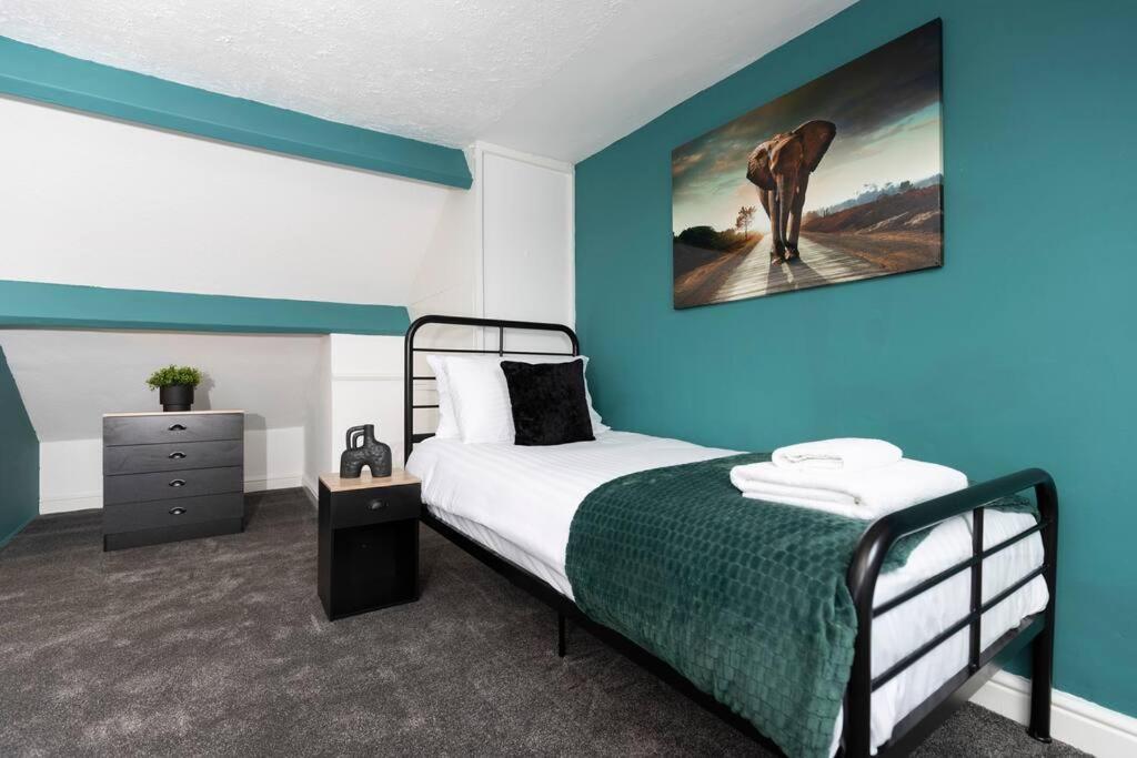 Town Centre & All The Comforts! Guisborough Buitenkant foto