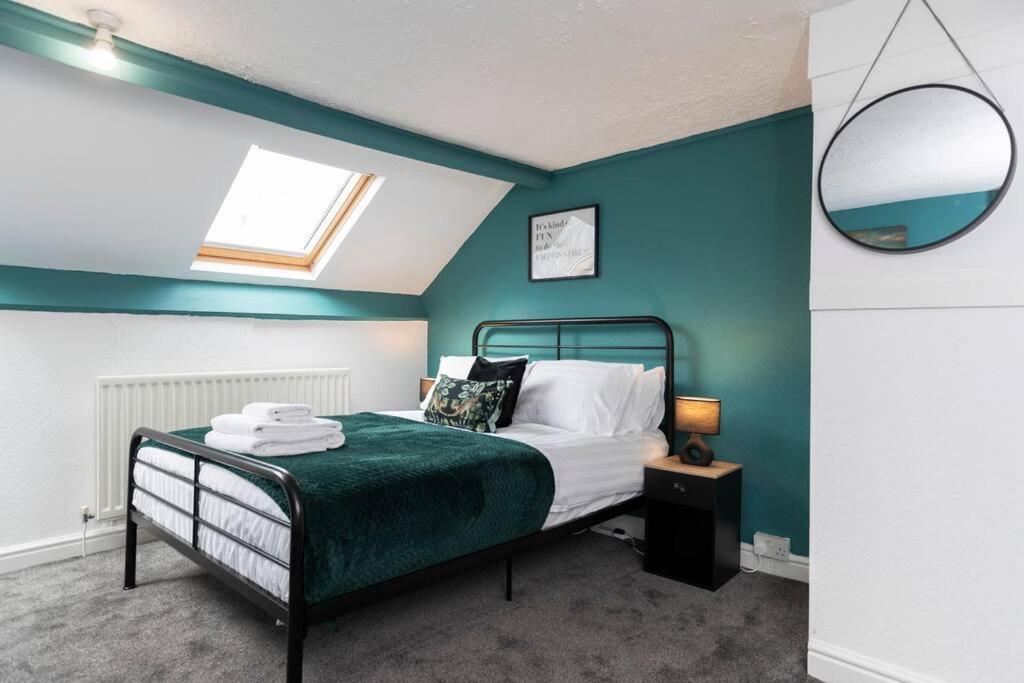 Town Centre & All The Comforts! Guisborough Buitenkant foto